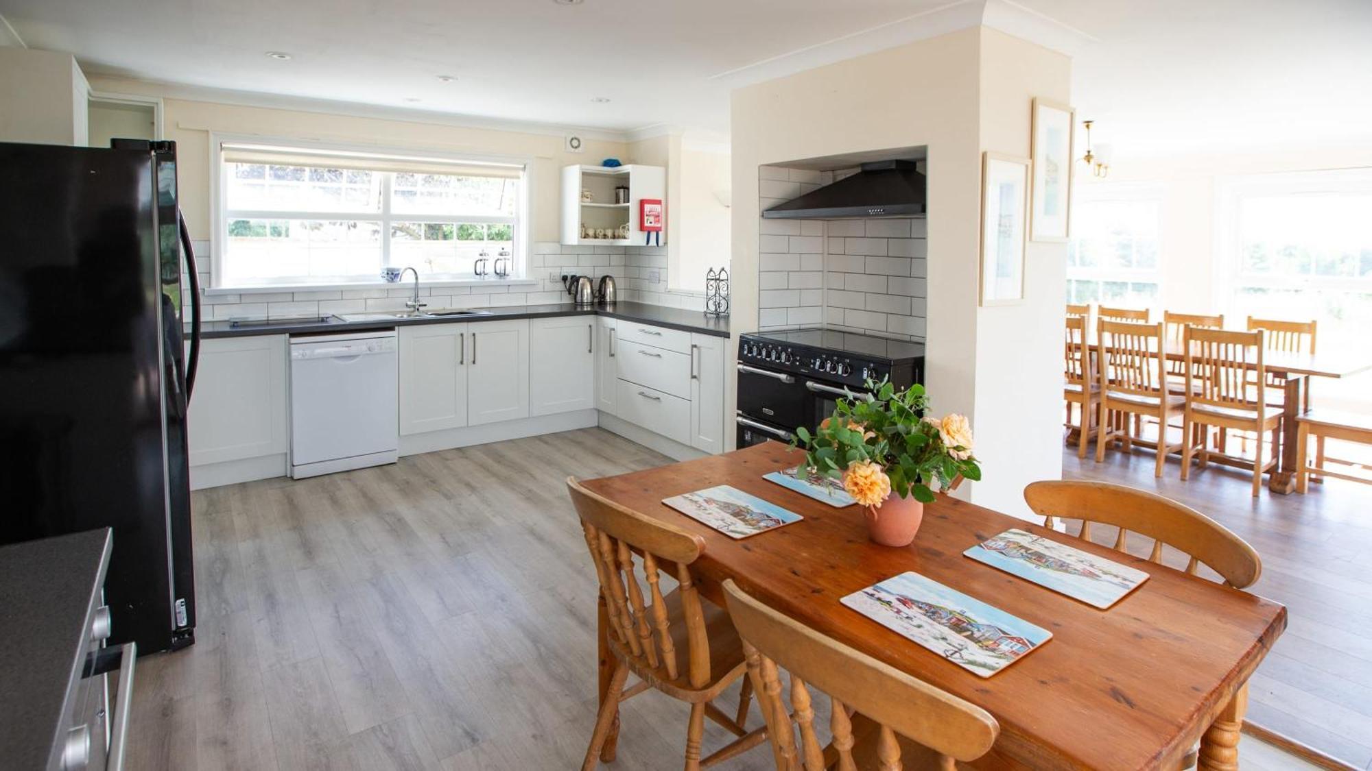 Stunning 6 Bedroom Cottage Near Cornish Coast Bude Exterior photo