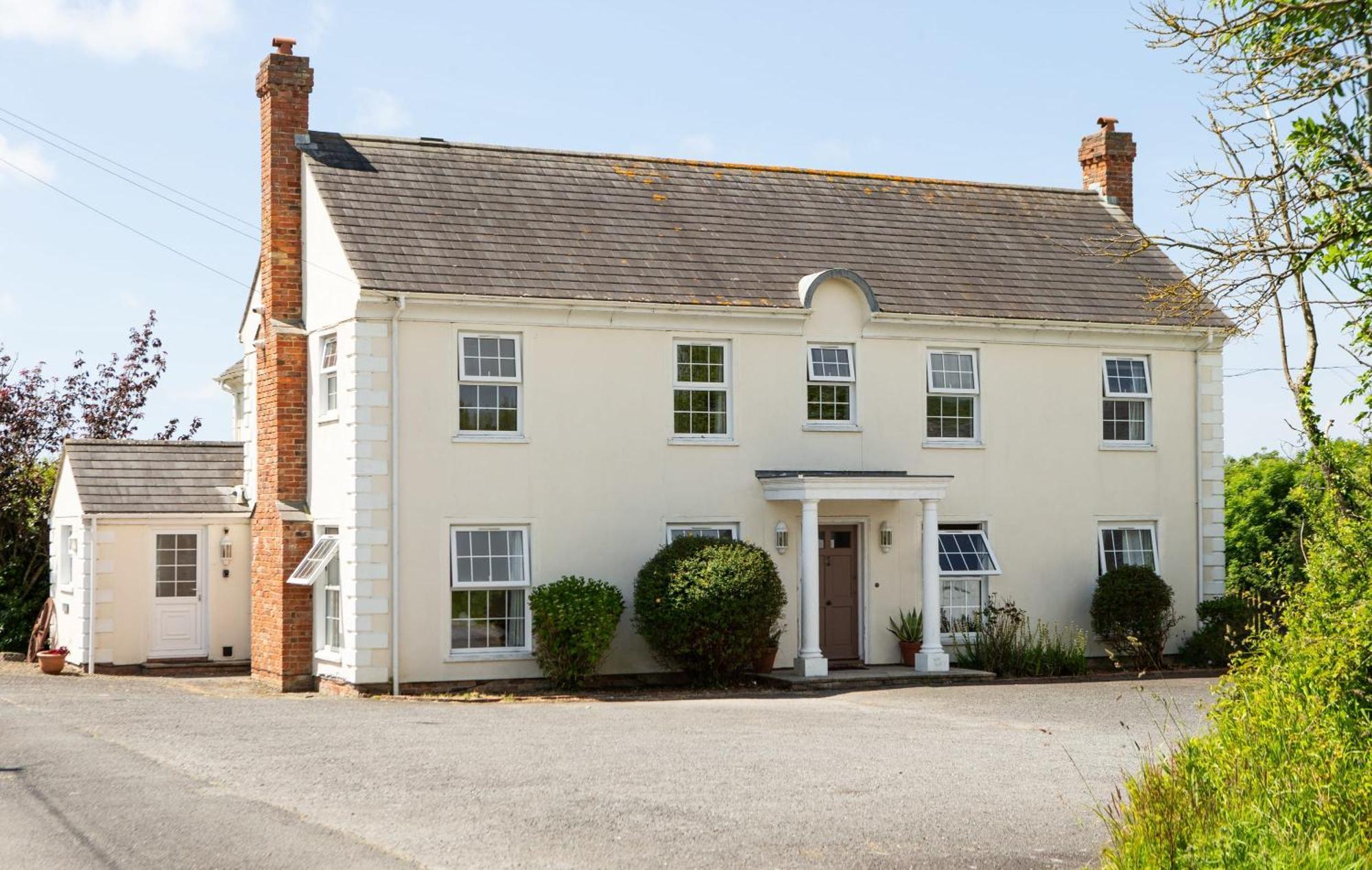 Stunning 6 Bedroom Cottage Near Cornish Coast Bude Exterior photo